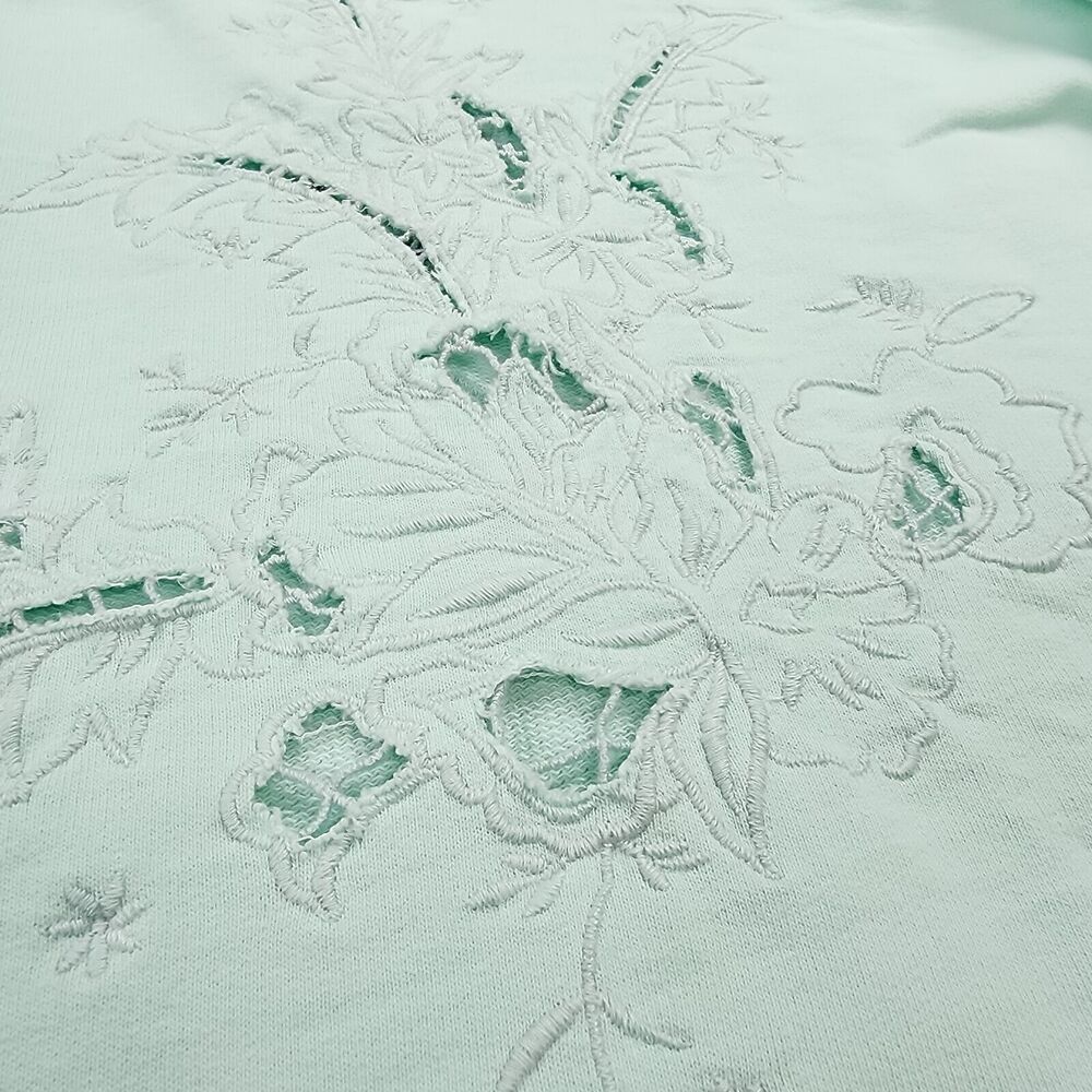 Anthropologie Sweatshirt Womens XS Green Floral Embroidered Lace Cropped Box Top - Picture 11 of 16